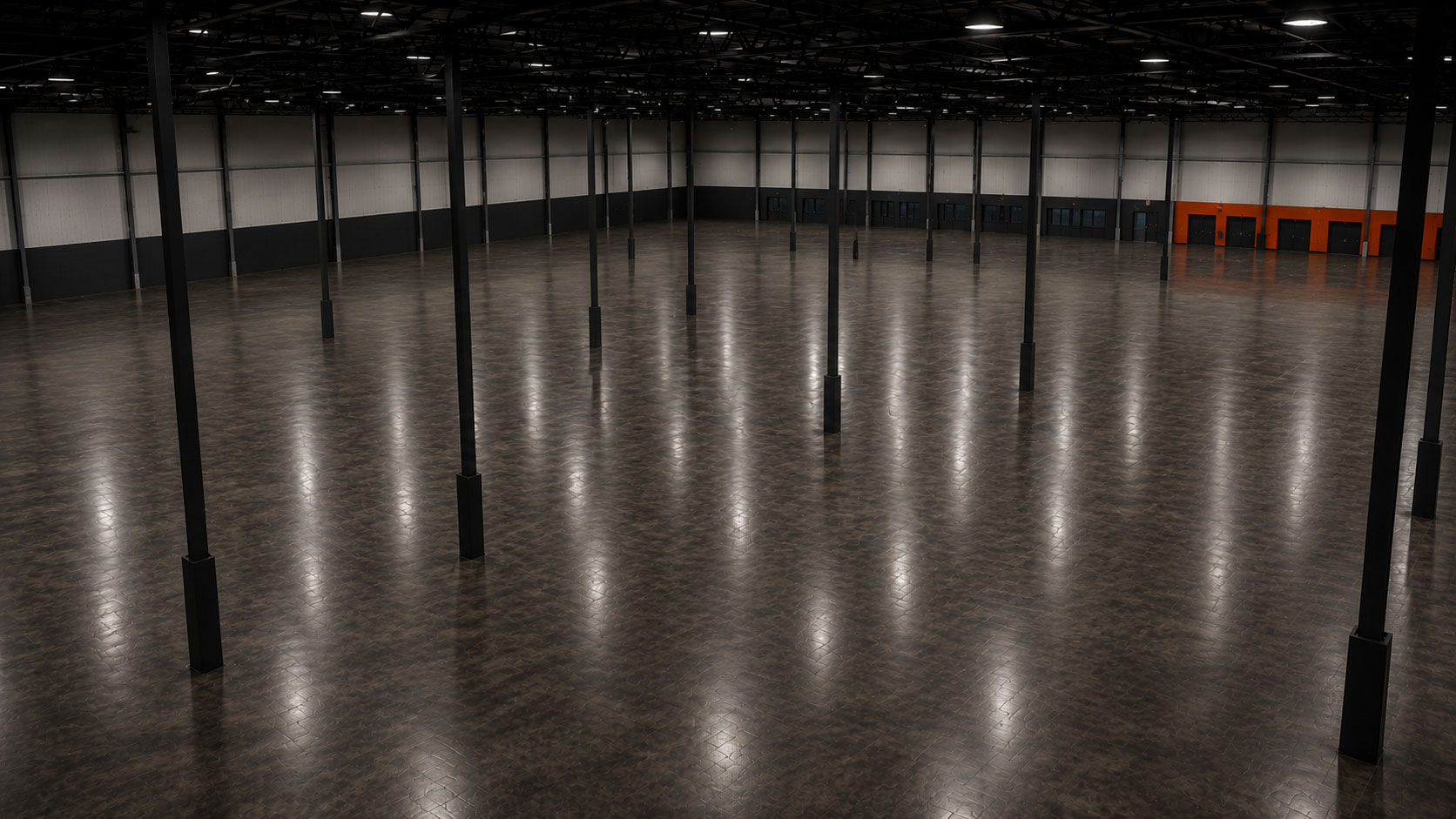 Empty industrial space before the OverUp installation