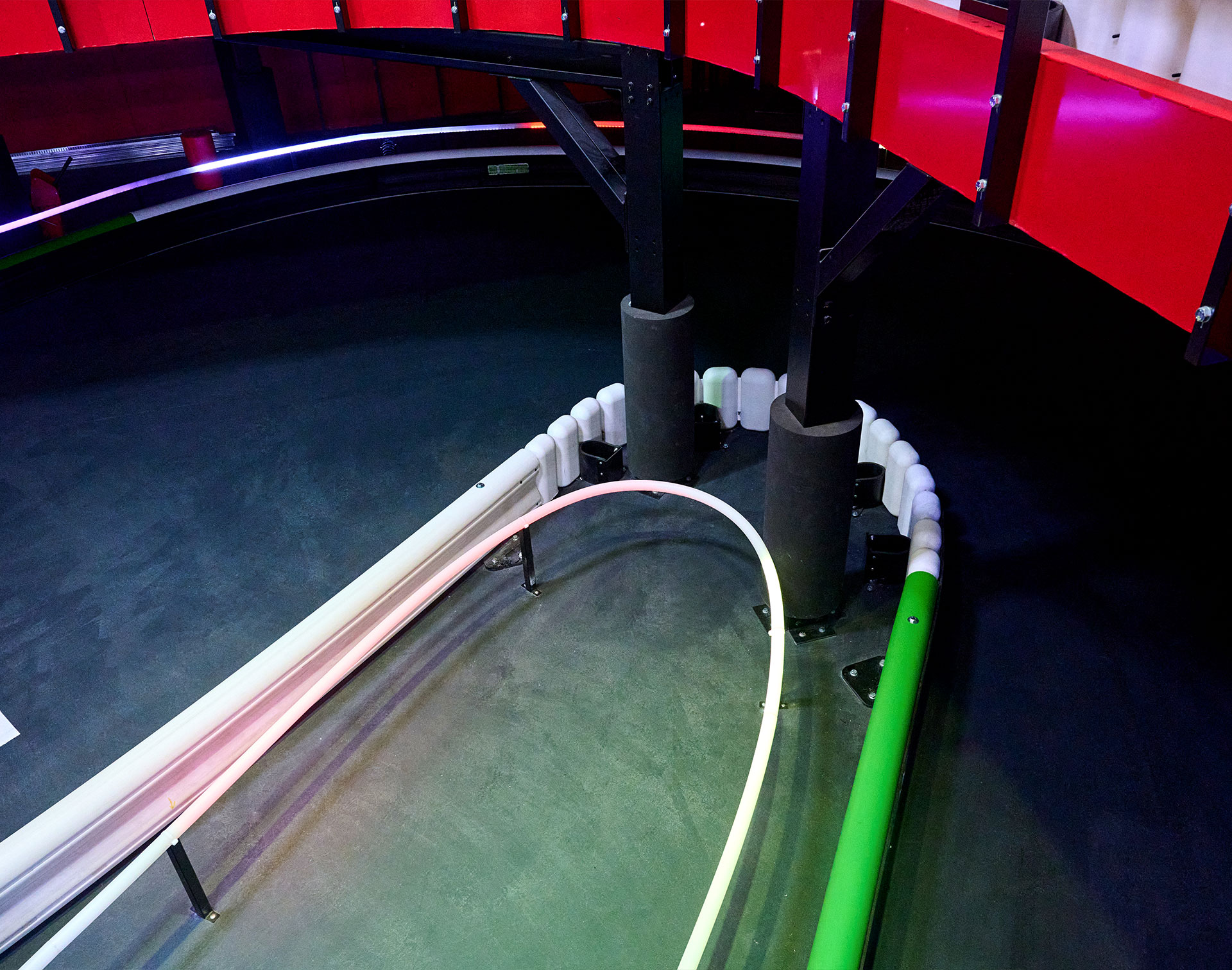 Polyurethane column protection on a multilevel karting track